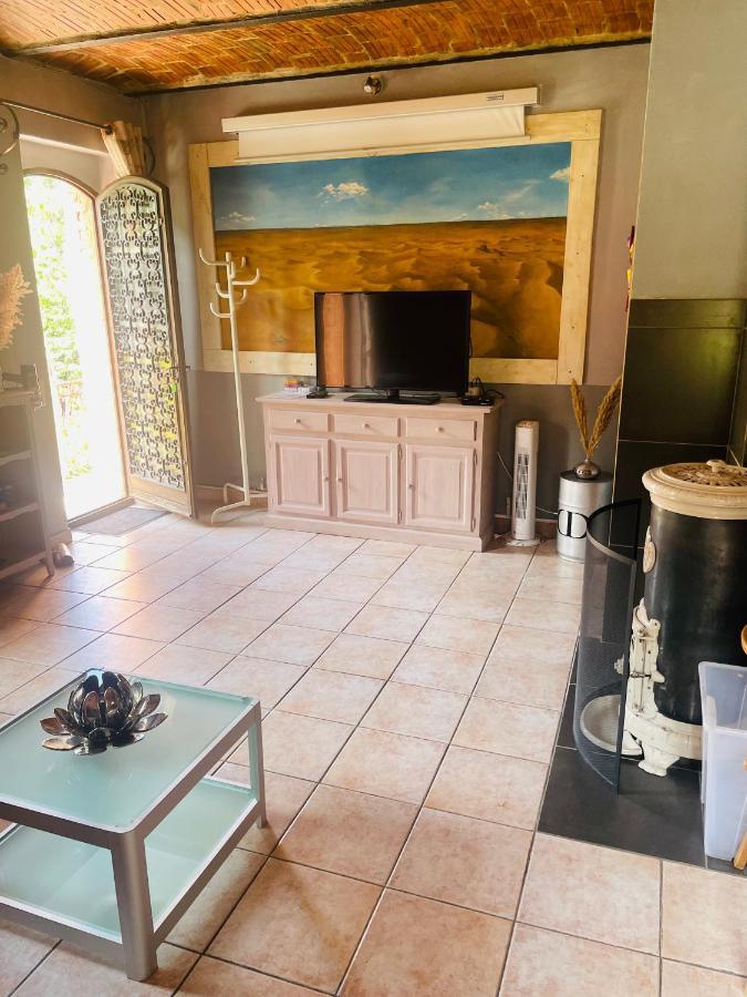 Appartement Au Calme Au Milieu Du Vignoble De Gigondas Extérieur photo